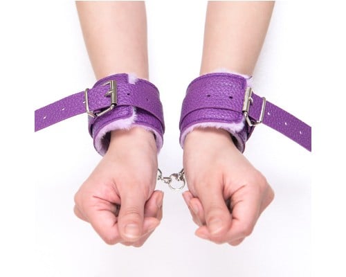 BDSM Belle Fashionable Fluffy Cuffs Purple
