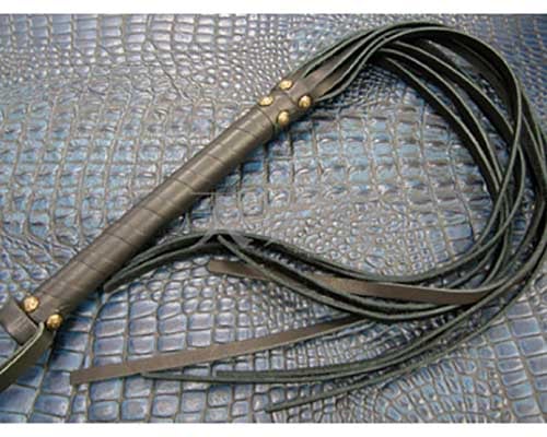 Tennosuke Nine-Strand Leather Flogger Mini Version