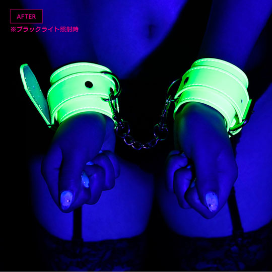 Hikari-SM Te-Kase Fluorescent Green Handcuffs