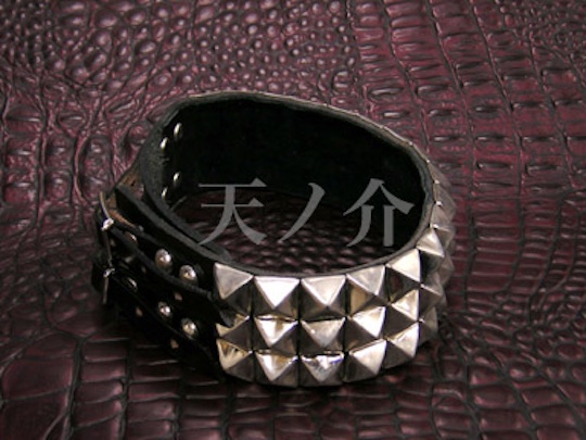 Triple Pyramid Studs Leather BDSM Choker - Studded bondage collar - Kanojo Toys