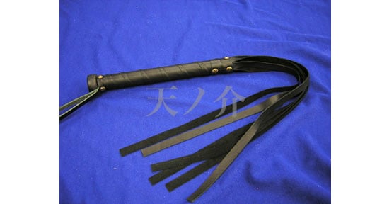 Leather Beramuchi Whip - Soft bondage flogging - Kanojo Toys