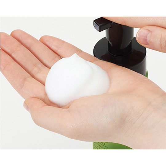 Iroha Intimate Wash Foam Type - Sensual soap for washing pubic hair - Kanojo Toys