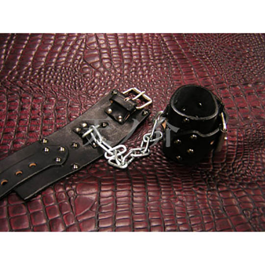 Leather Wrist Cuffs with Chain - Handcrafted handcuff restraints - Kanojo Toys