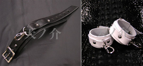 Wrist Bondage Cuffs by Tennosuke